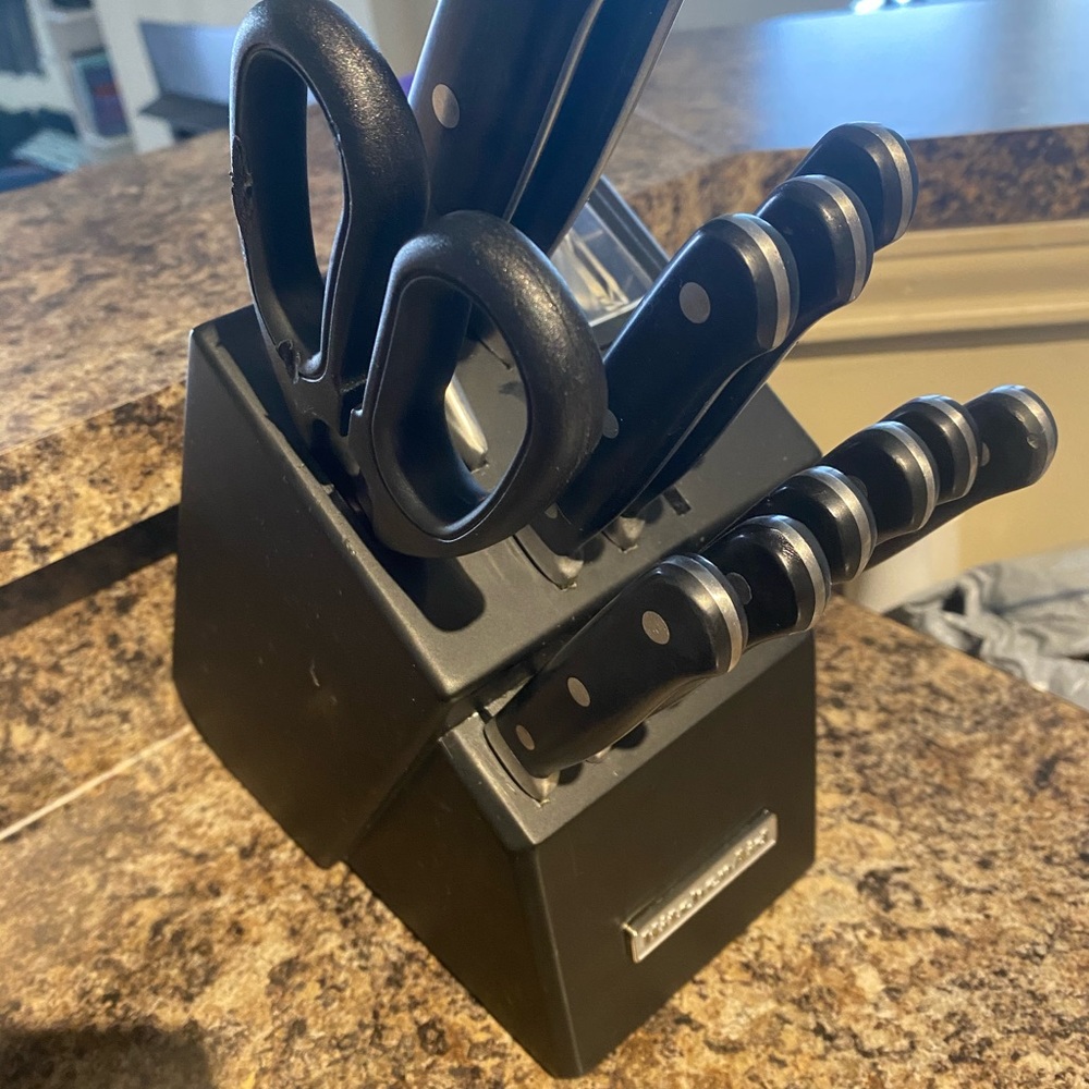 Knife set - Picture 2 of 2